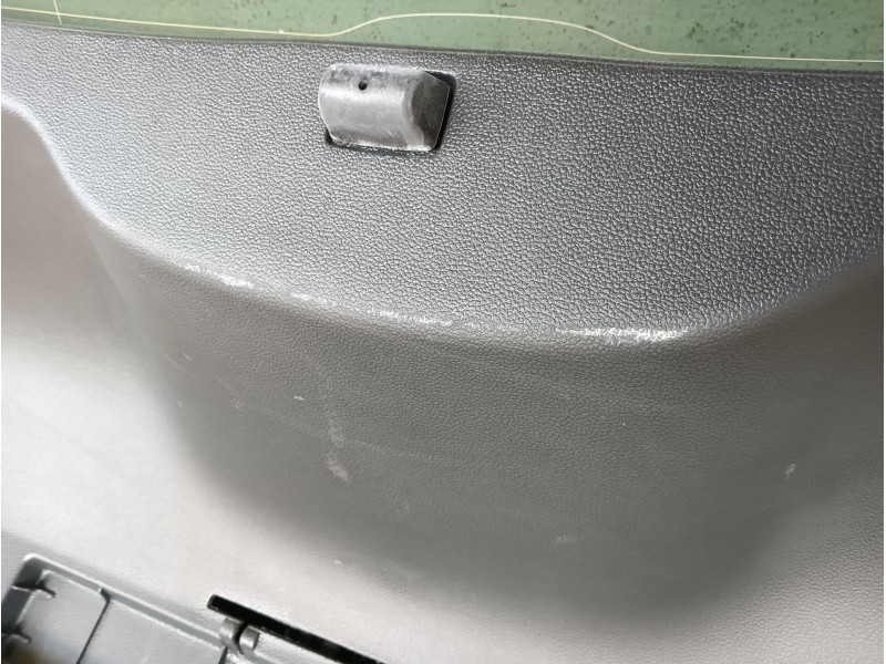 Recambio de porton trasero para volkswagen t-roc (a11, d11) 1.0 tsi referencia OEM IAM   
