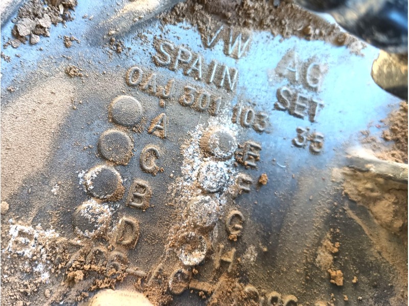 Recambio de caja cambios para volkswagen t-roc (a11, d11) 1.0 tsi referencia OEM IAM AJ300044B  