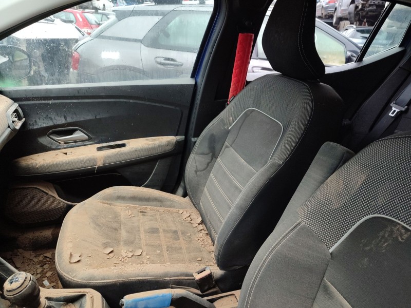 Recambio de asiento delantero derecho para dacia sandero iii 1.0 tce 90 referencia OEM IAM   