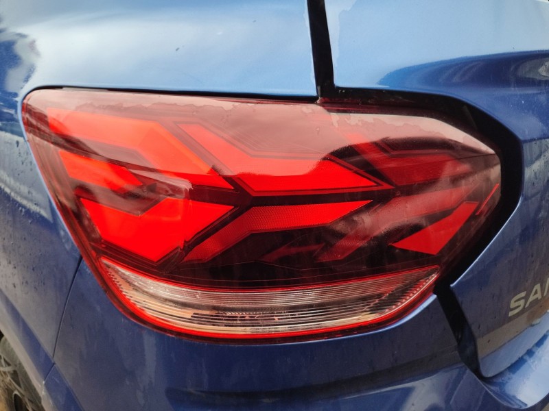 Recambio de piloto trasero izquierdo para dacia sandero iii 1.0 tce 90 referencia OEM IAM   