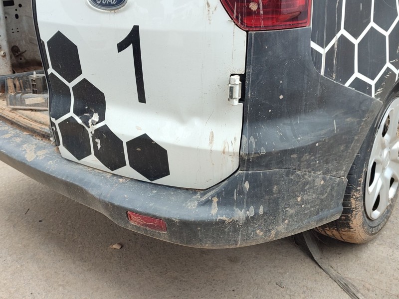 Recambio de paragolpes trasero para ford transit courier b460 furgoneta/monovolumen 1.0 ecoboost referencia OEM IAM   