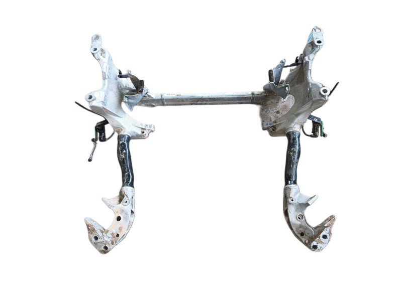 Recambio de puente delantero para porsche macan (95b) gts (95bbl1) referencia OEM IAM 8R0399315J 8R0399315J7 