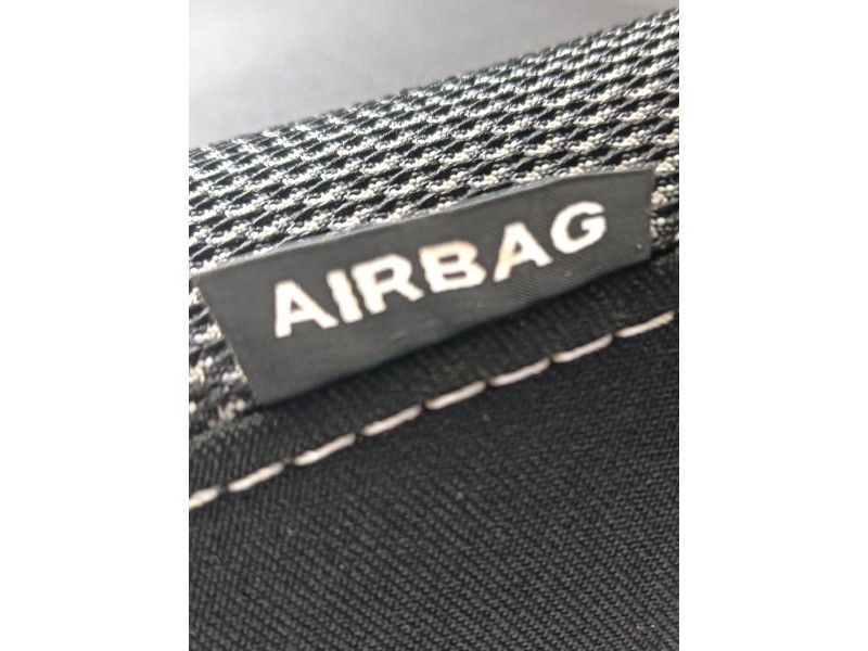 Recambio de asiento delantero derecho para dacia sandero iii 1.0 tce 90 referencia OEM IAM   