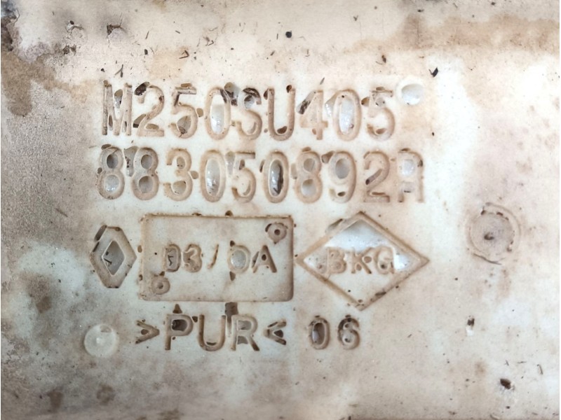 Recambio de asientos traseros para dacia sandero iii 1.0 tce 90 referencia OEM IAM 883013669R  