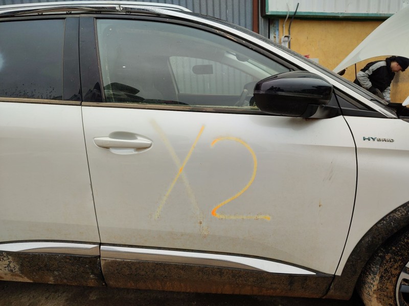 Recambio de puerta delantera derecha para peugeot 3008 suv (mc_, mr_, mj_, m4_) hybrid referencia OEM IAM   