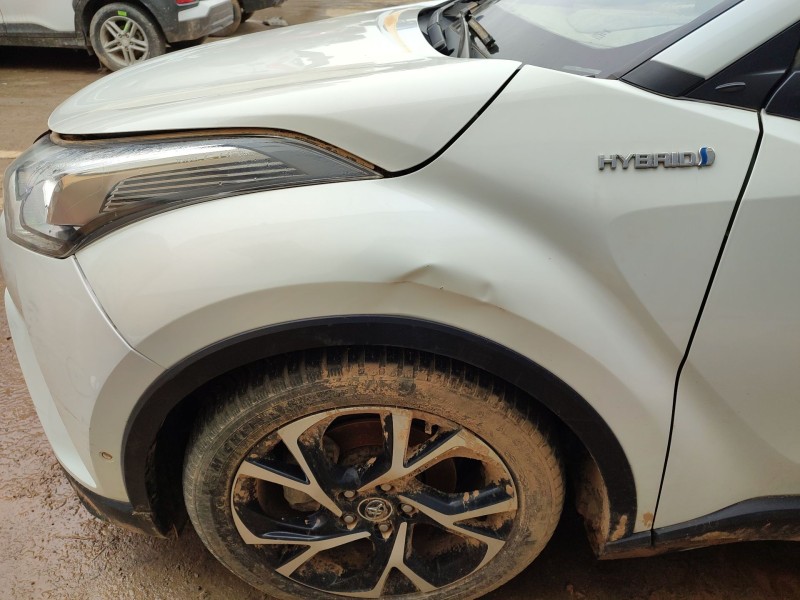 Recambio de aleta delantera izquierda para toyota c-hr (_x1_) 1.8 hybrid (zyx10_, zyx11_) referencia OEM IAM   