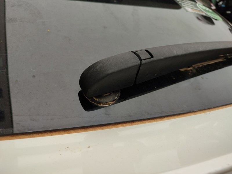 Recambio de motor limpia trasero para toyota c-hr (_x1_) 1.8 hybrid (zyx10_, zyx11_) referencia OEM IAM   