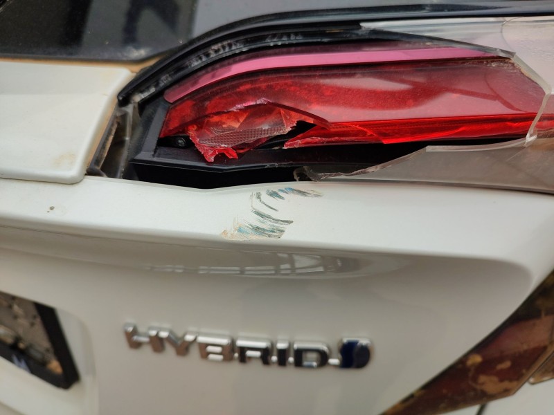 Recambio de porton trasero para toyota c-hr (_x1_) 1.8 hybrid (zyx10_, zyx11_) referencia OEM IAM   