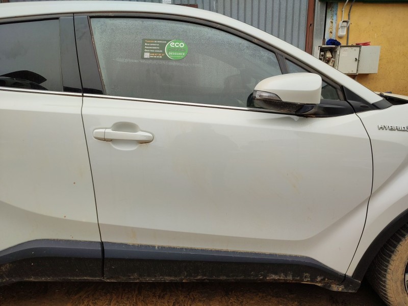 Recambio de puerta delantera derecha para toyota c-hr (_x1_) 1.8 hybrid (zyx10_, zyx11_) referencia OEM IAM   