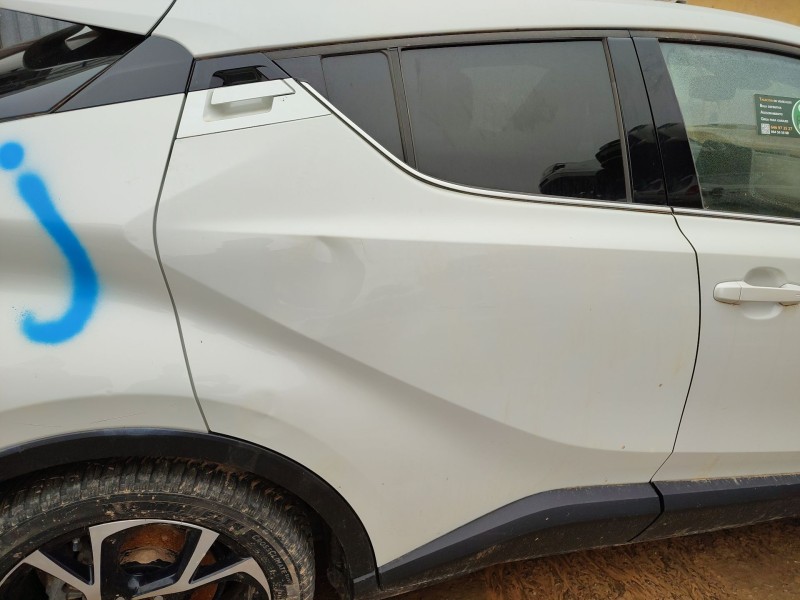 Recambio de puerta trasera derecha para toyota c-hr (_x1_) 1.8 hybrid (zyx10_, zyx11_) referencia OEM IAM   