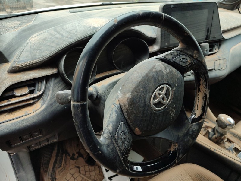 Recambio de volante para toyota c-hr (_x1_) 1.8 hybrid (zyx10_, zyx11_) referencia OEM IAM   