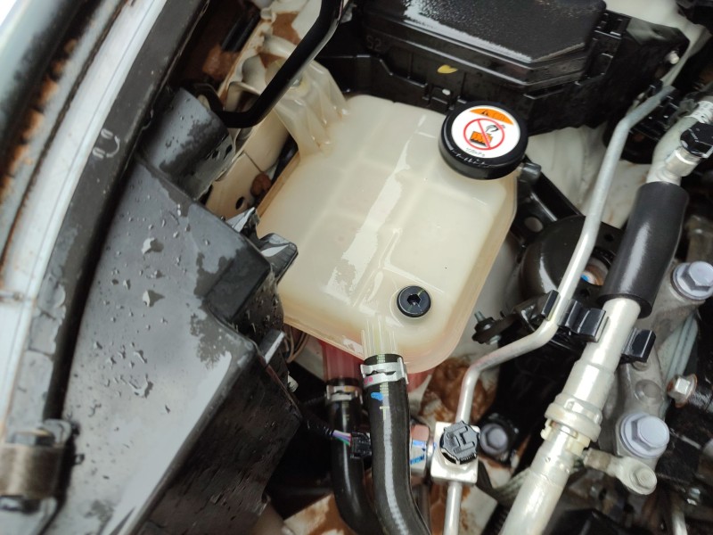 Recambio de deposito expansion para toyota c-hr (_x1_) 1.8 hybrid (zyx10_, zyx11_) referencia OEM IAM   