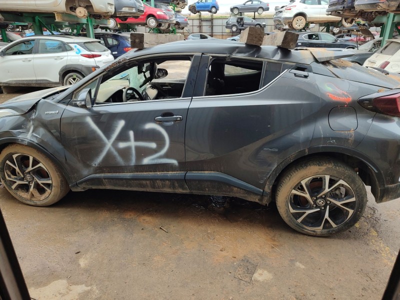 toyota c-hr (_x1_) del año 2020