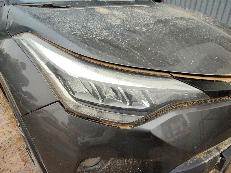 toyota c-hr (_x1_) del año 2020