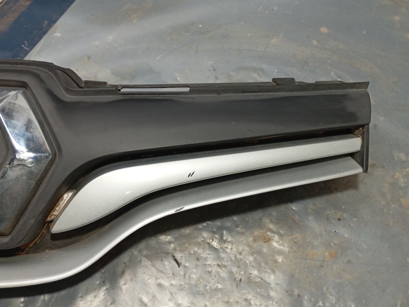 Recambio de rejilla delantera para renault kangoo express (fw0/1_) 1.5 dci 75 (fw07, fw10, fw04) referencia OEM IAM   
