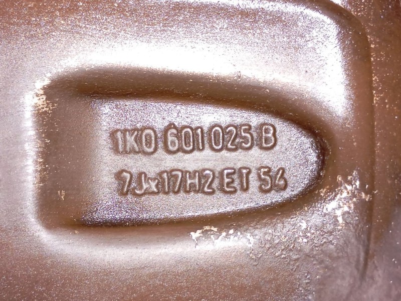 Recambio de llanta para volkswagen golf plus v (5m1, 521) 2.0 tdi 16v referencia OEM IAM 1K0601025B8Z8 ET54 7Kx17H2