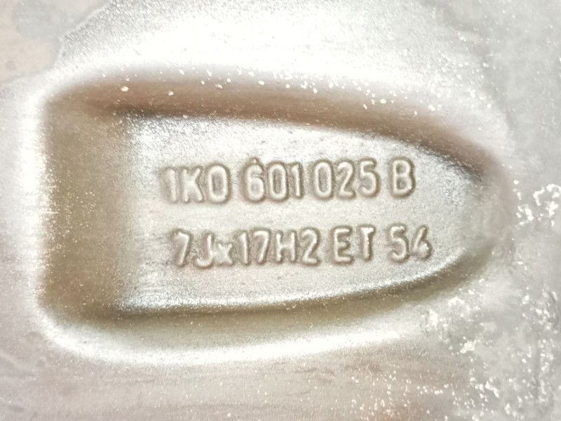 Recambio de llanta para volkswagen golf plus v (5m1, 521) 2.0 tdi 16v referencia OEM IAM 1K0601025B8Z8 ET54 7Kx17H2