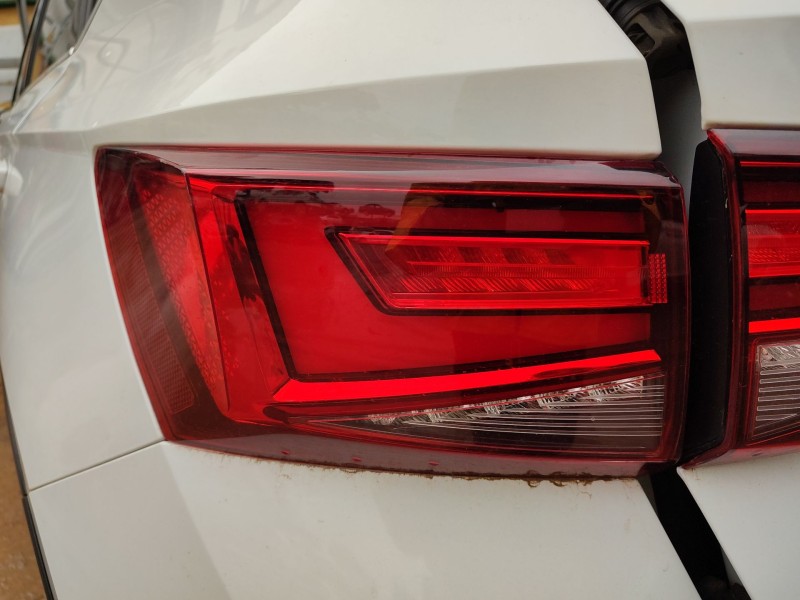 Recambio de piloto trasero izquierdo para seat ateca (kh7, khp) 2.0 tdi referencia OEM IAM   