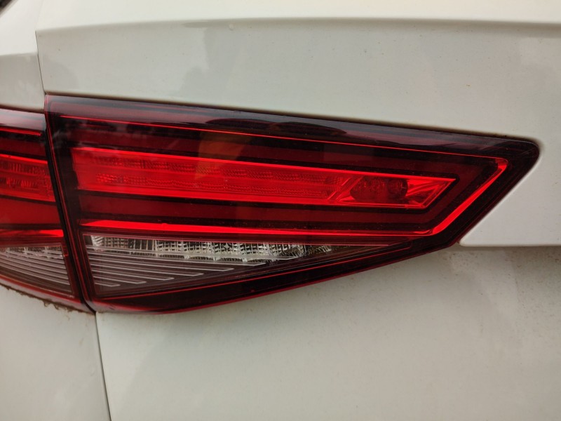 Recambio de piloto trasero izquierdo interior para seat ateca (kh7, khp) 2.0 tdi referencia OEM IAM   