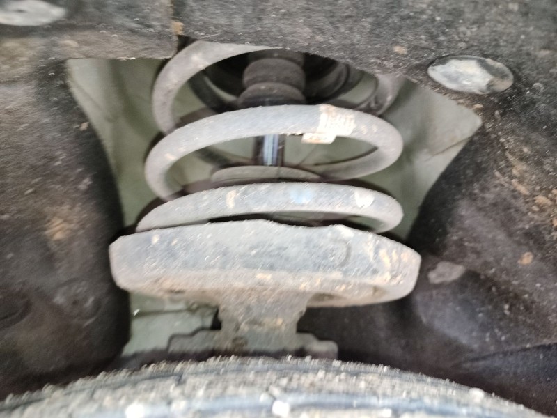 Recambio de amortiguador delantero izquierdo para renault scénic iii (jz0/1_) 1.5 dci referencia OEM IAM   