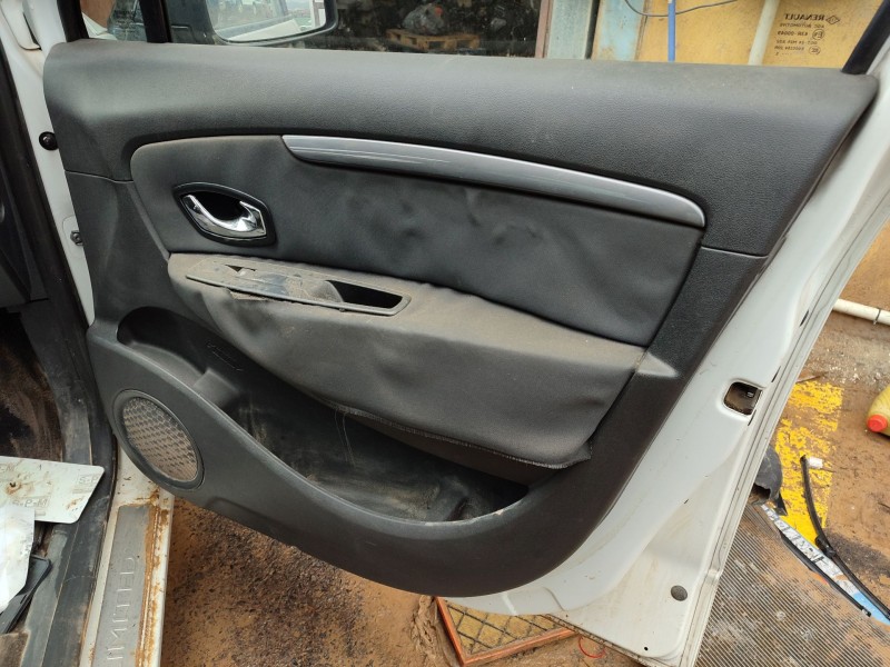 Recambio de elevalunas delantero derecho para renault scénic iii (jz0/1_) 1.5 dci referencia OEM IAM   