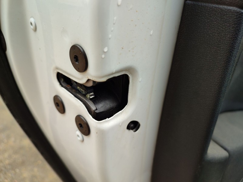 Recambio de cerradura puerta trasera izquierda para renault scénic iii (jz0/1_) 1.5 dci referencia OEM IAM   