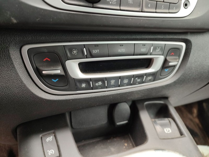 Recambio de mando calefaccion / aire acondicionado para renault scénic iii (jz0/1_) 1.5 dci referencia OEM IAM   