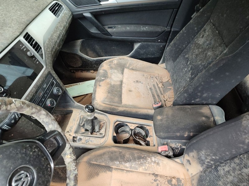 volkswagen golf sportsvan vii (am1, an1) del año 2018