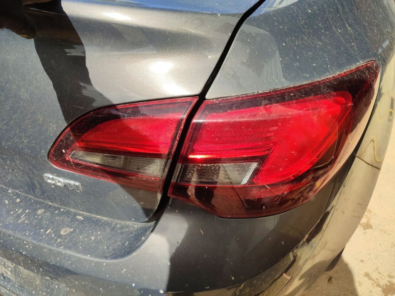 opel astra j sedán del año 2014