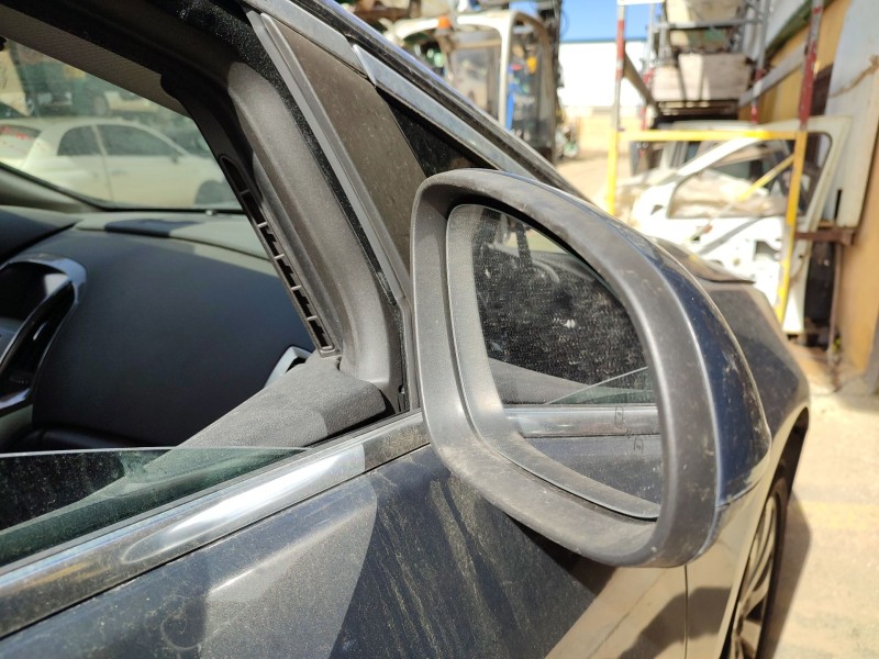 opel astra j sedán del año 2014