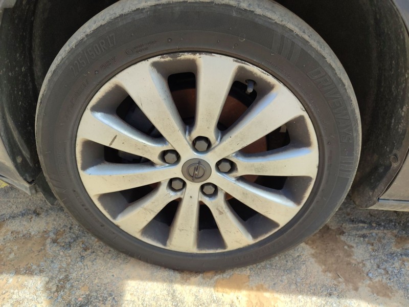 opel astra j sedán del año 2014