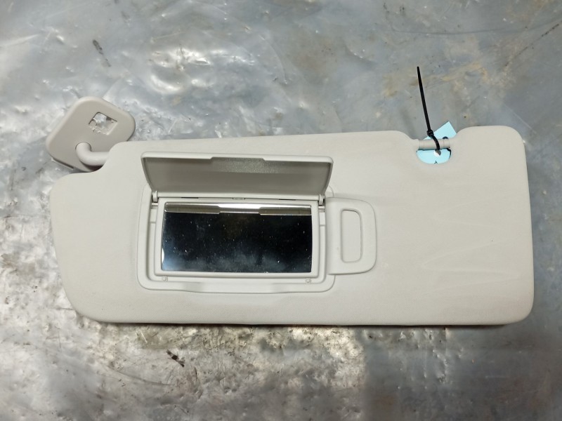 Recambio de parasol izquierdo para dacia sandero iii 1.0 tce 90 referencia OEM IAM   