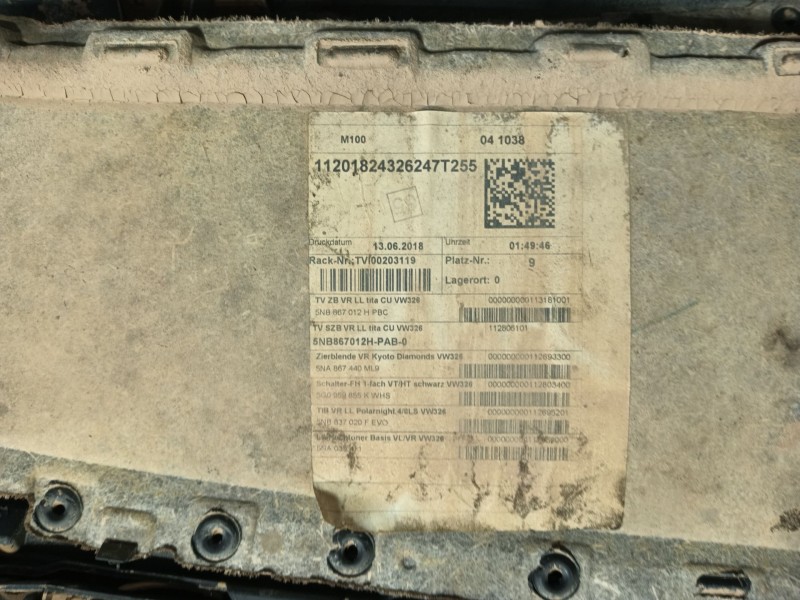 Recambio de guarnecido puerta delantera derecha para volkswagen tiguan (ad1, ax1) 1.4 tsi referencia OEM IAM   