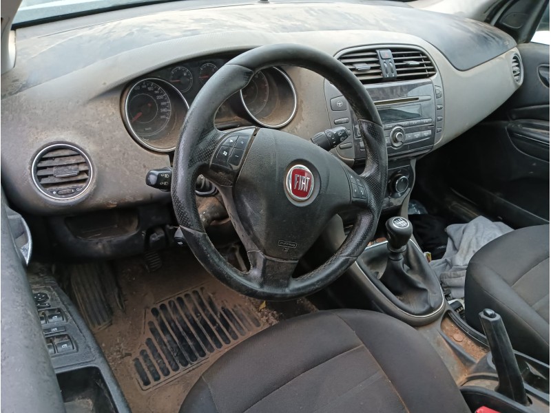 fiat bravo ii (198_) del año 2012