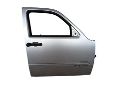Recambio de puerta delantera derecha para dodge nitro 2.8 crd 4wd referencia OEM IAM   