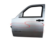 Recambio de puerta delantera izquierda para dodge nitro 2.8 crd 4wd referencia OEM IAM   