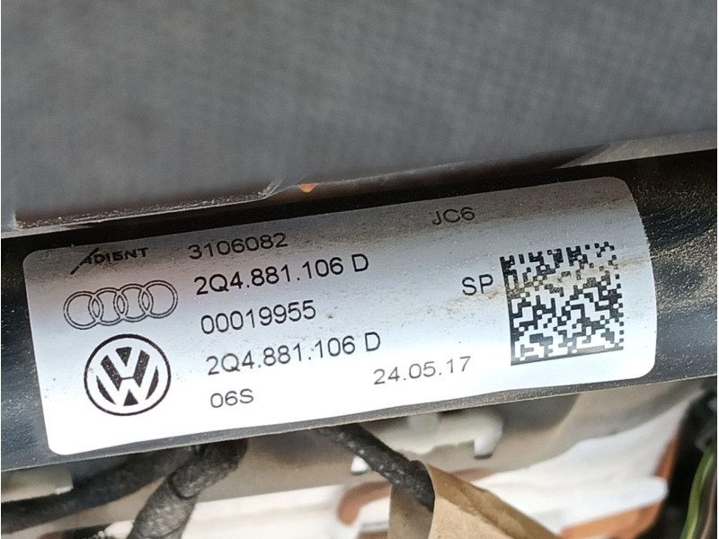 Recambio de asiento delantero derecho para seat ibiza (kj1) style referencia OEM IAM 2Q4881106D  