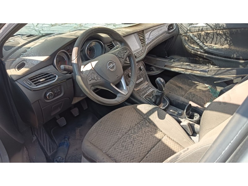 opel astra k (b16) del año 2017