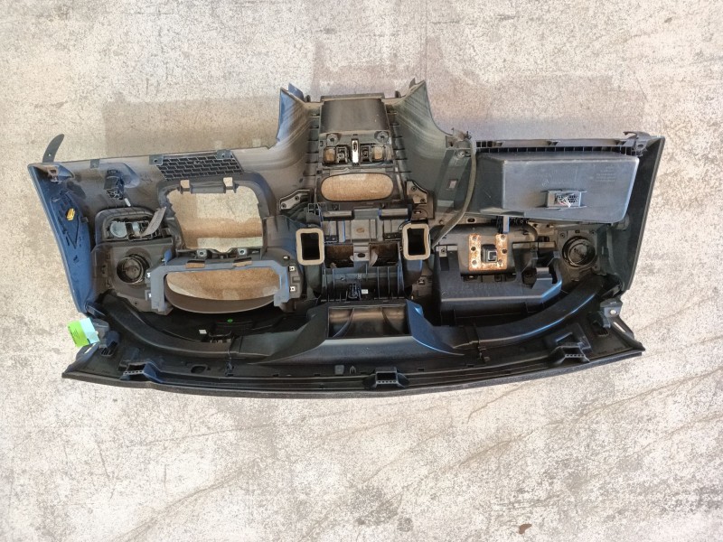 Recambio de salpicadero para dacia sandero ii 1.2 referencia OEM IAM   