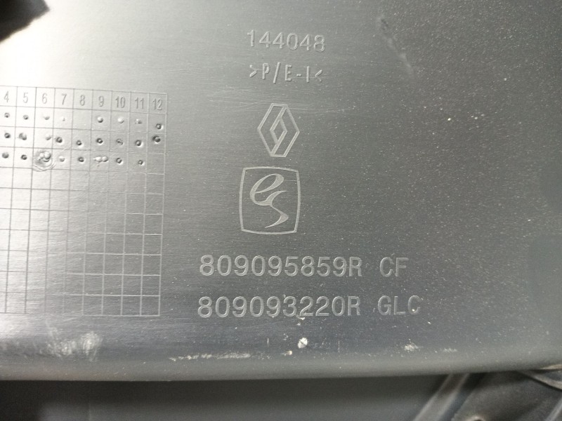 Recambio de guarnecido puerta trasera izquierda para dacia sandero ii 1.2 referencia OEM IAM   