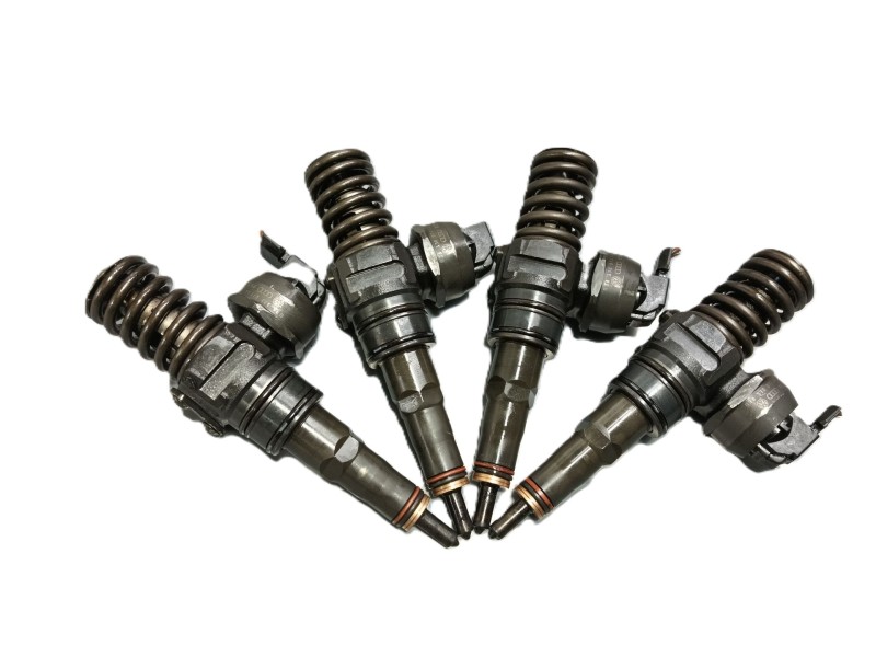 Recambio de inyector para seat altea (5p1) 1.9 tdi referencia OEM IAM 38130073AG  