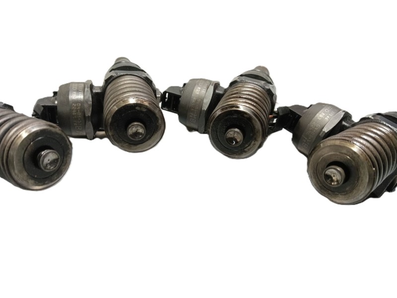 Recambio de inyector para seat altea (5p1) 1.9 tdi referencia OEM IAM 38130073AG  