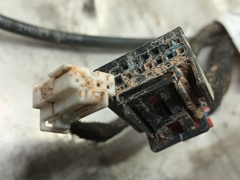 Recambio de retrovisor izquierdo para porsche macan (95b) gts (95bbl1) referencia OEM IAM  1249100 