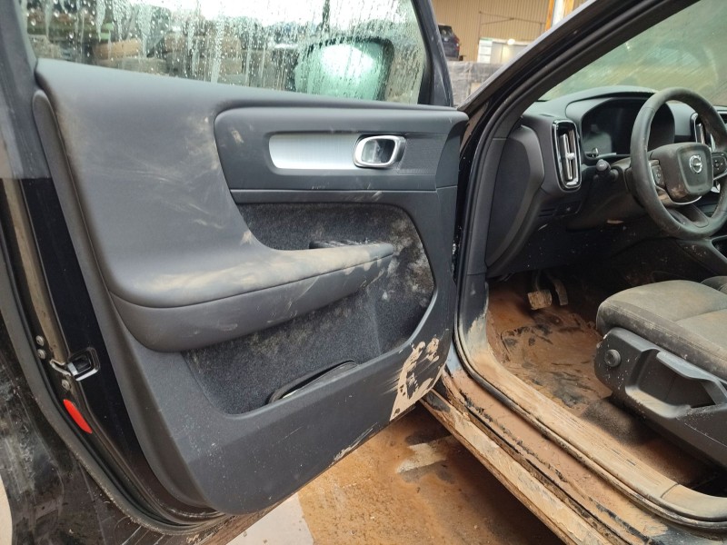 volvo xc40 (536) del año 2024