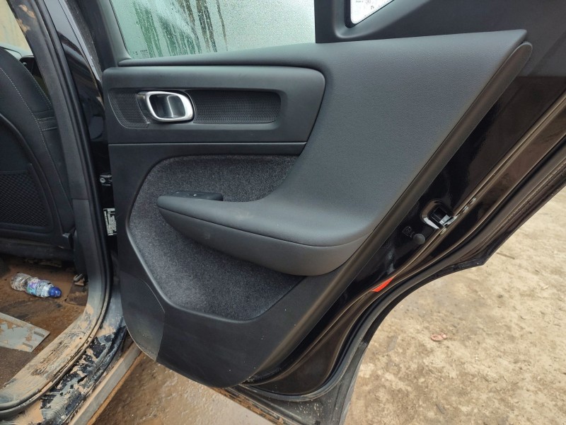 volvo xc40 (536) del año 2024