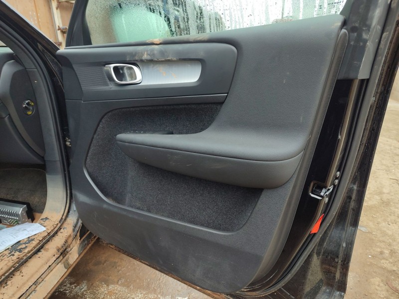 volvo xc40 (536) del año 2024