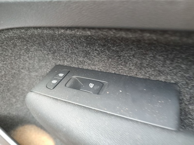 volvo xc40 (536) del año 2024