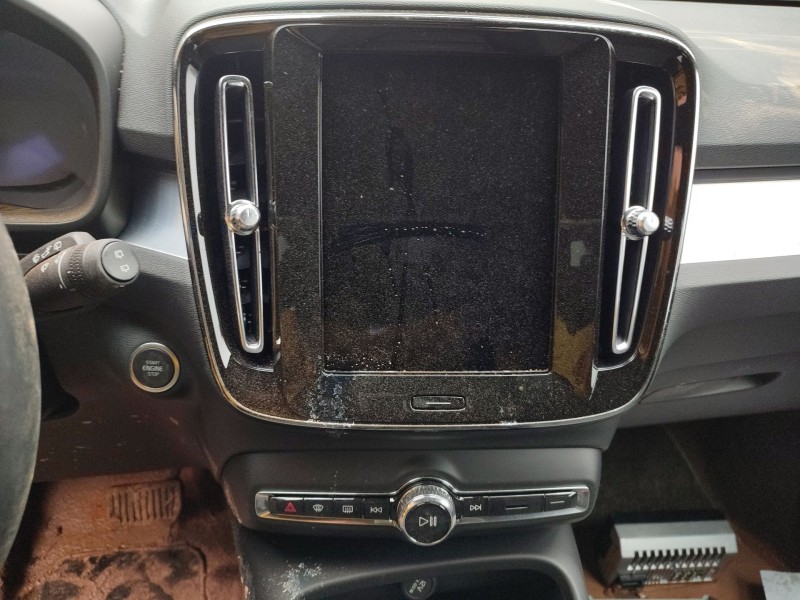 volvo xc40 (536) del año 2024