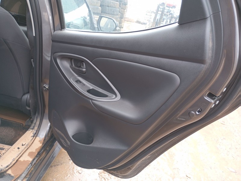 toyota yaris (_p21_, _pa1_, _ph1_) del año 2024