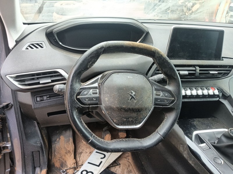 peugeot 3008 ii suv (mc_, mr_, mj_, m4_) del año 2020